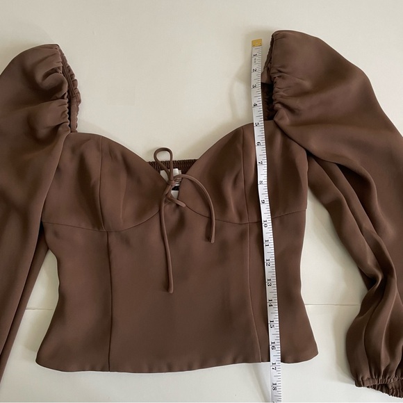 Aritzia Wilfred Novella Sweetheart Longsleeve Blouse in Caramelized Walnut NWT - Picture 8 of 12